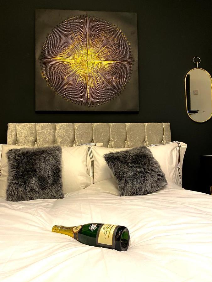Duke And Duchess Apartments And Rooms - Private In Room Hot Tub Suites London Luaran gambar