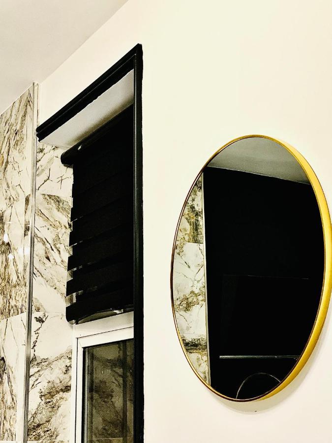 Duke And Duchess Apartments And Rooms - Private In Room Hot Tub Suites London Luaran gambar