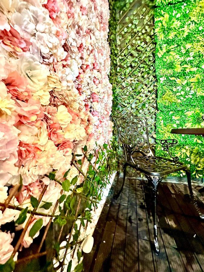 Duke And Duchess Apartments And Rooms - Private In Room Hot Tub Suites London Luaran gambar