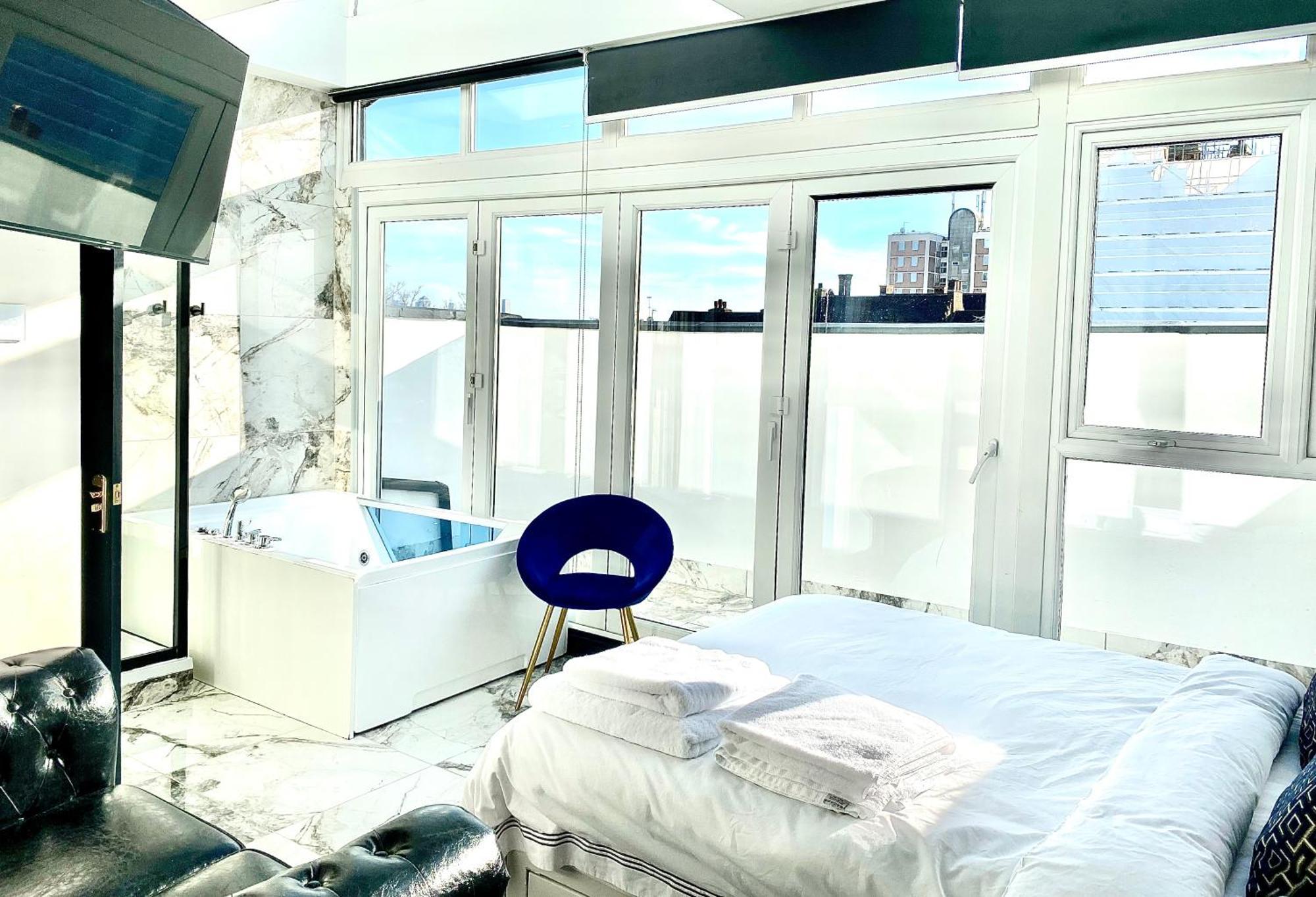 Duke And Duchess Apartments And Rooms - Private In Room Hot Tub Suites London Luaran gambar