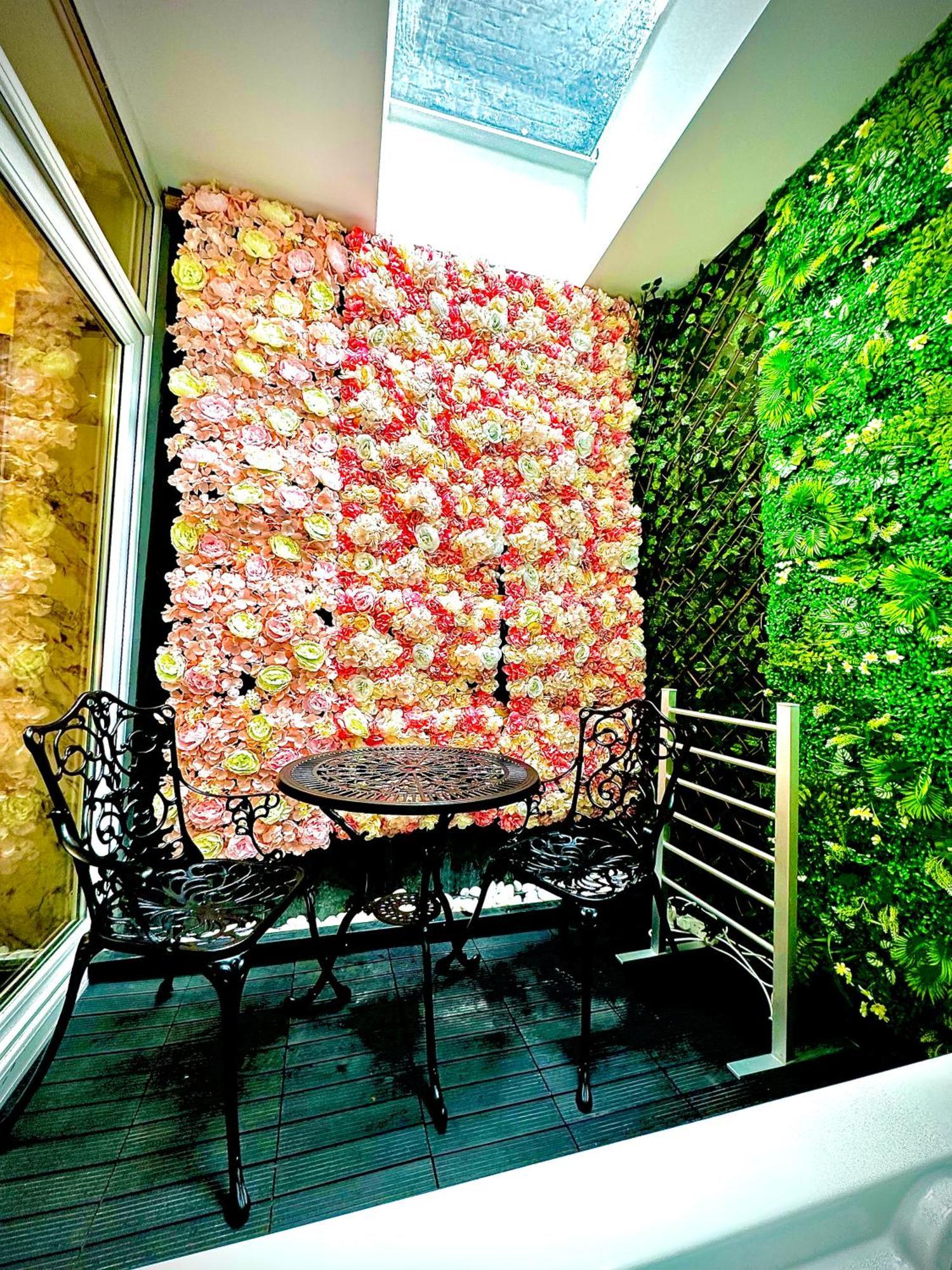 Duke And Duchess Apartments And Rooms - Private In Room Hot Tub Suites London Luaran gambar